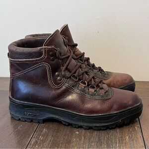 Vintage Danner Brown Leather Hiking Boots Vibram Womens 8